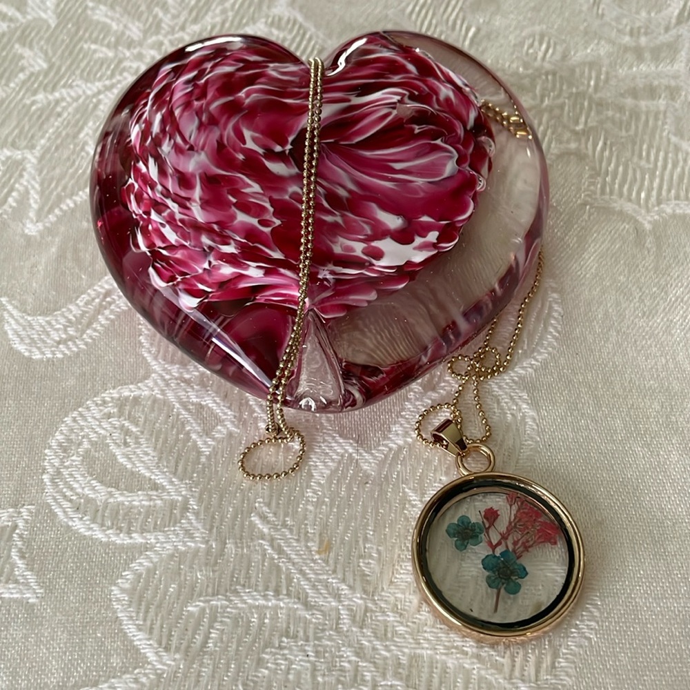 Pressed Flower Pendant Necklace With Chain